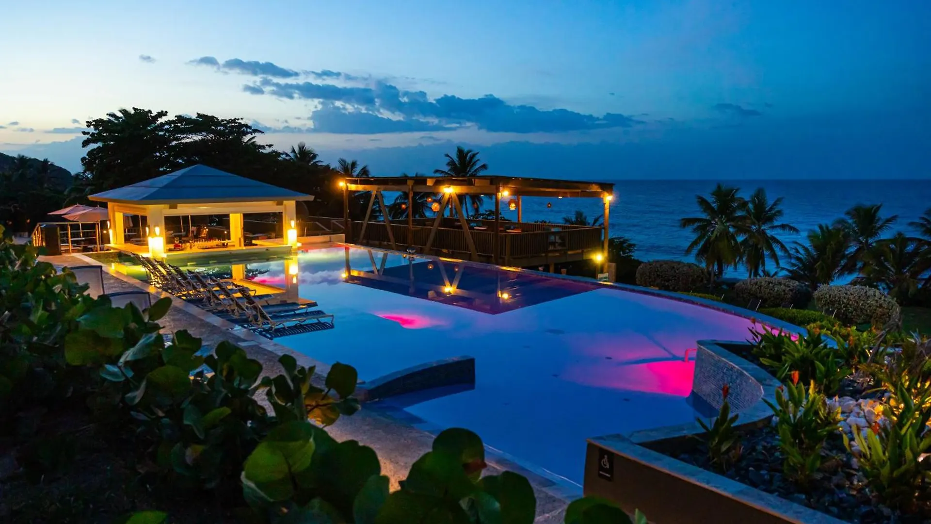 Hotel El Guajataca Кебрадильяс